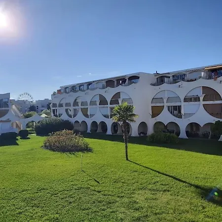 Apartment Climatise, Lumineux Avec Vue Et Parc