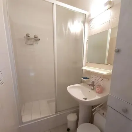 Apartmán Climatise, Lumineux Avec Vue Et Parc