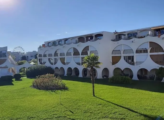 Appartement Climatise, Lumineux Avec Vue Et Parc