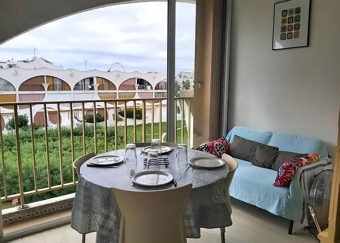 Appartement Climatise, Lumineux Avec Vue Et Parc